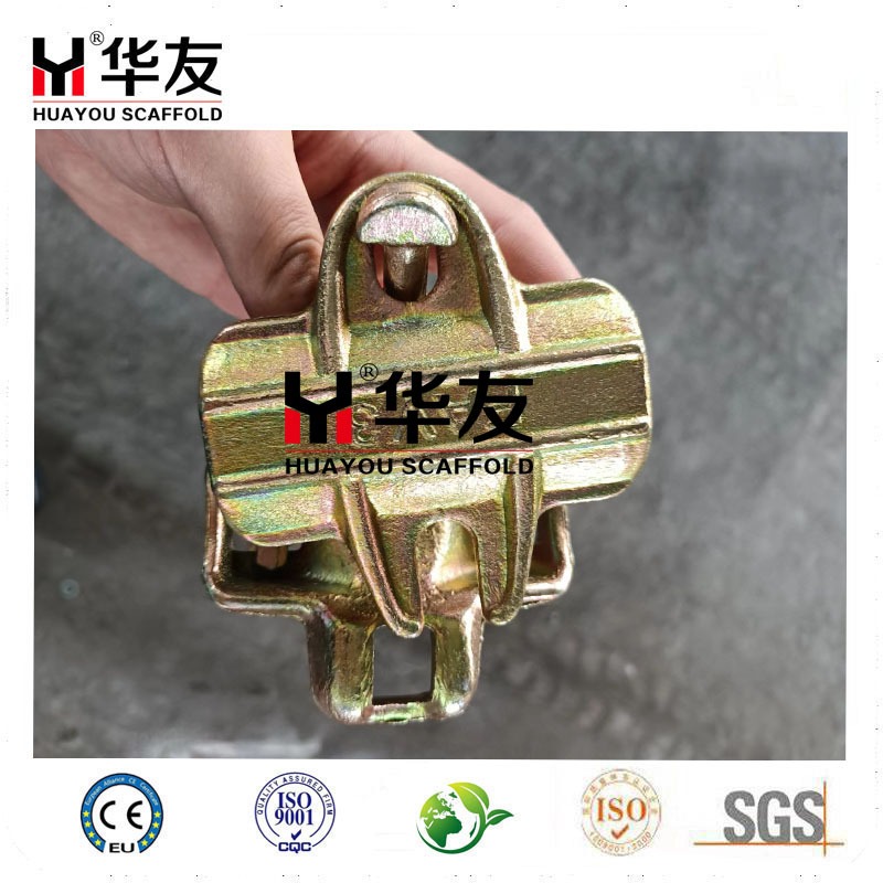 Oyster scaffold coupler.