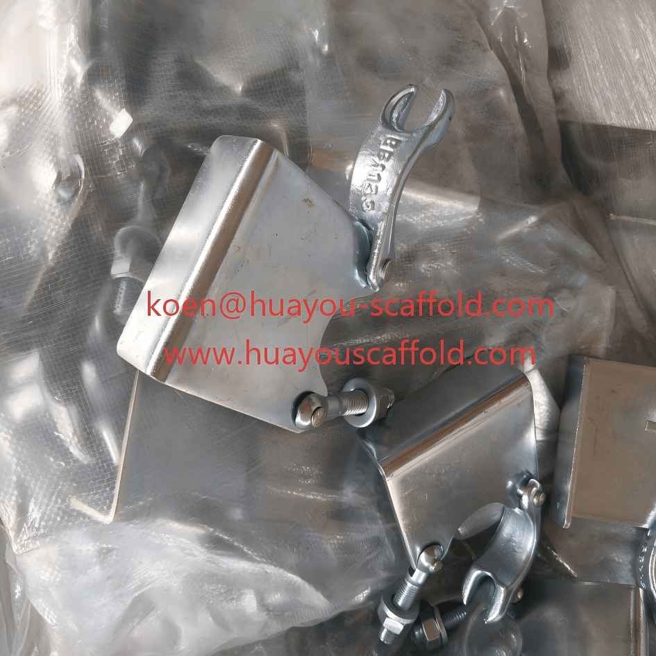 Scaffolding Ladder Clamps  (4)